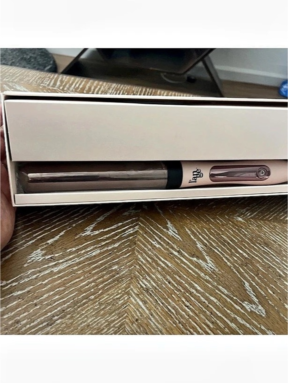 L'ange Le Curl 32mm Titanium Curling Wand Pink & Black
